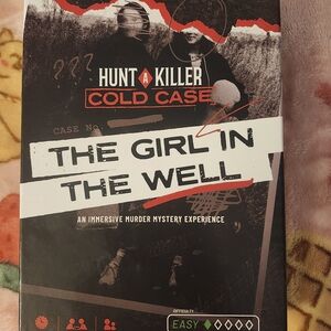 Hunt A Killer Cold Case Game